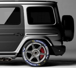 A render of a lowered, race-spec Mercedes AMG G Wagon. 